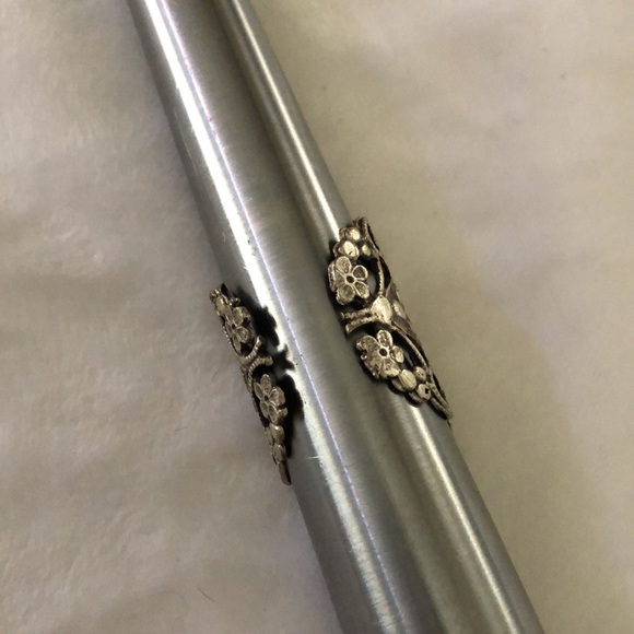 Filigree Flower Ring - Picture 3 of 3